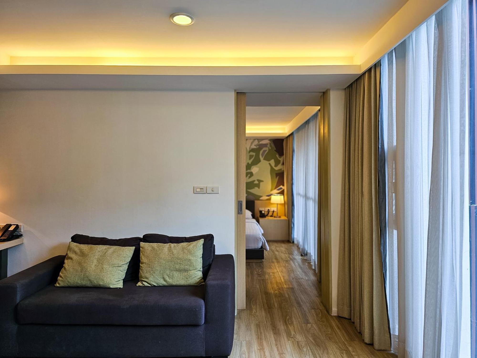The Idle Hotel And Residence Ban Lam Rua Taek Экстерьер фото